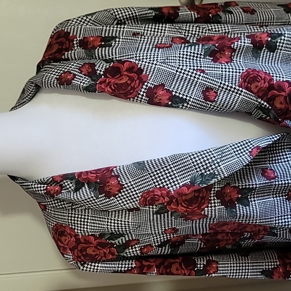 Torrid Herringbone Floral Blazer Size 14-16 - Picture 5 of 9